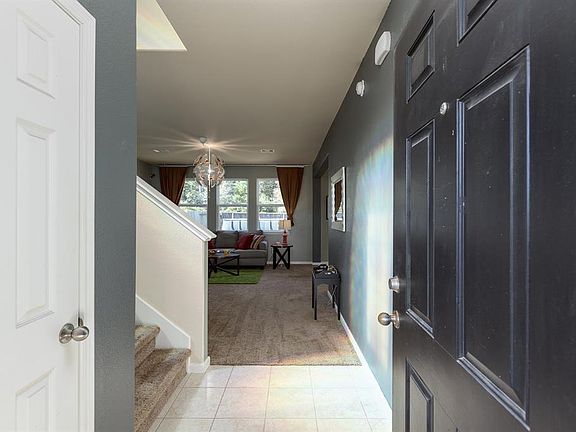 4th image of 10019 Cobbs Cove Ln