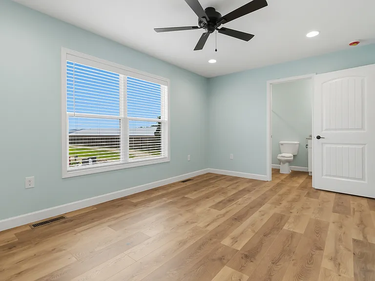 250 Meadow Dr #1 — Photo 25