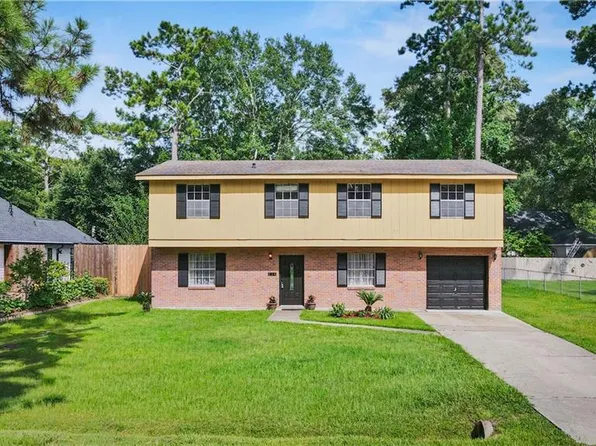 220 Chestnut St, Mandeville, LA 70471