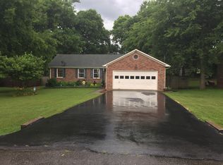 2009 Cobb Dr, Columbia, TN 38401
