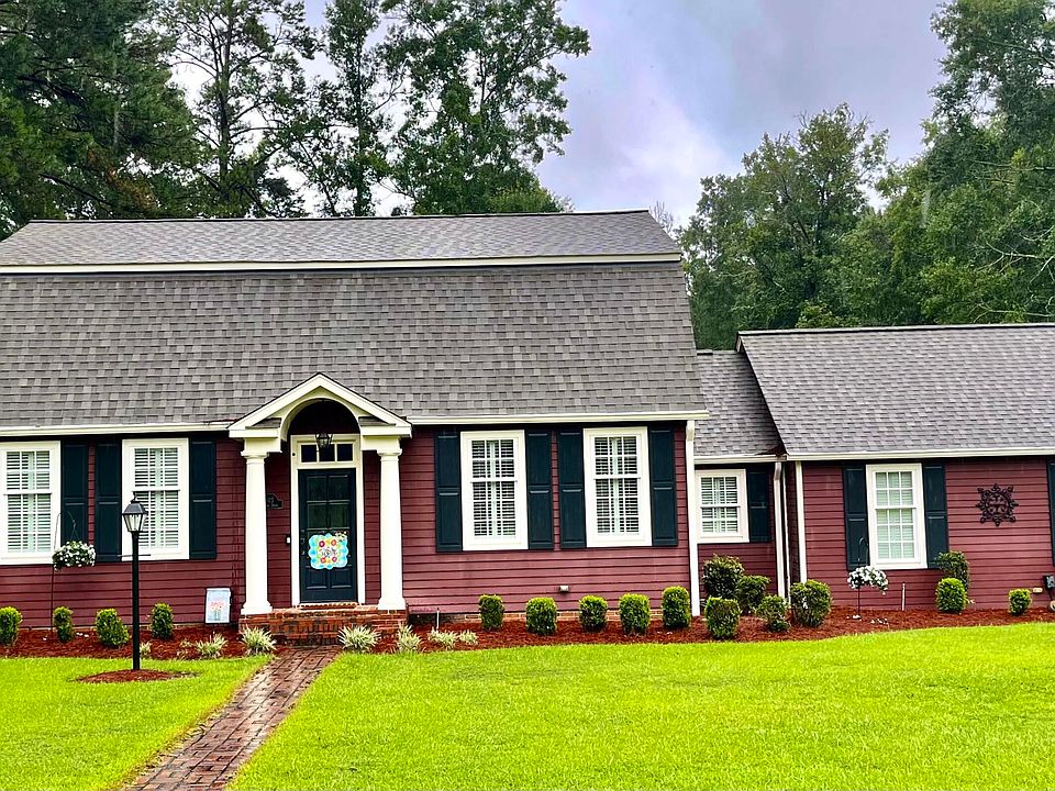 1st image of 105 Parker Dr