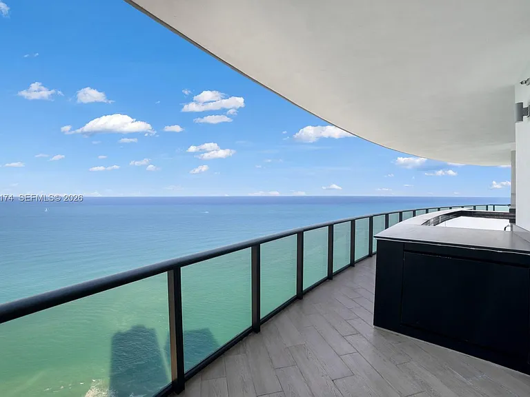 18555 Collins Ave #5105 — Photo 43