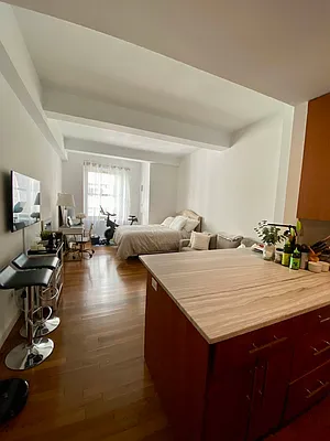 Rented by Corcoran | media 30