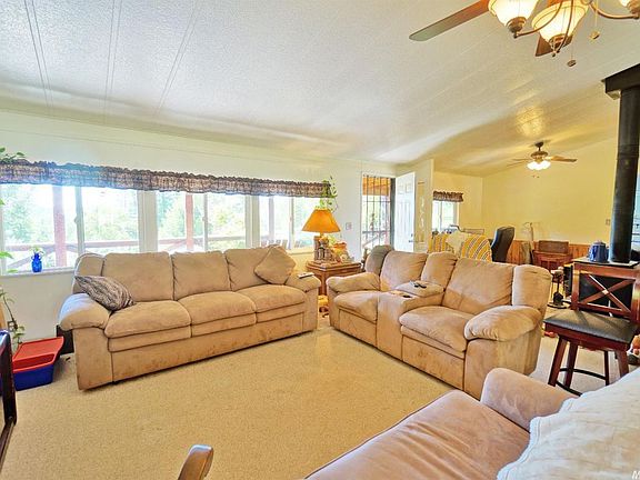 5th image of 4687 Coyoteville Ln