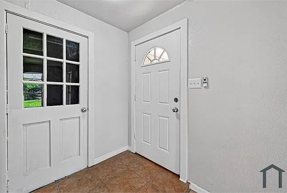 1119 Pinecroft Dr — Photo 19
