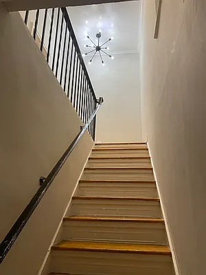 Rented by Compass | media 21