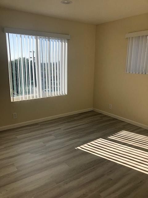 2nd image of 2240 Morley St APT 19