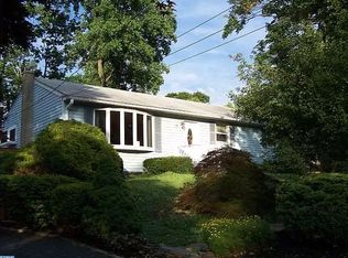 89 Sproul Rd, Malvern, PA 19355