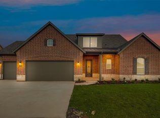 110 Clearwater Ct, Rhome, TX 76078