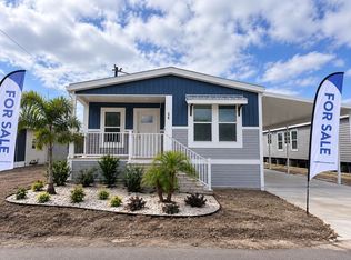 34 7th St W, Nokomis, FL 34275