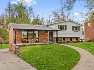 2607 Autumnwood Dr, Glenshaw, PA 15116