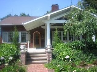 444 Bradley Rd, Bay Village, OH 44140