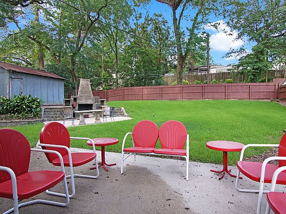 2nd image of 1647 Lake Ella Dr