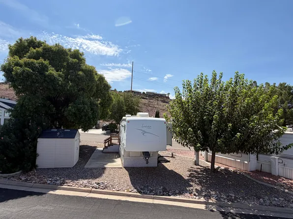 448 E Telegraph St Trlr 74, Washington, UT 84780