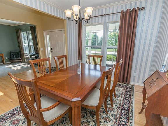 4th image of 9128 Aaron Ln #31