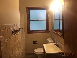3rd image of 21302 S Jeffrey Dr