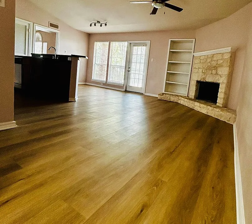 6804 N Capital Of Texas Hwy #526