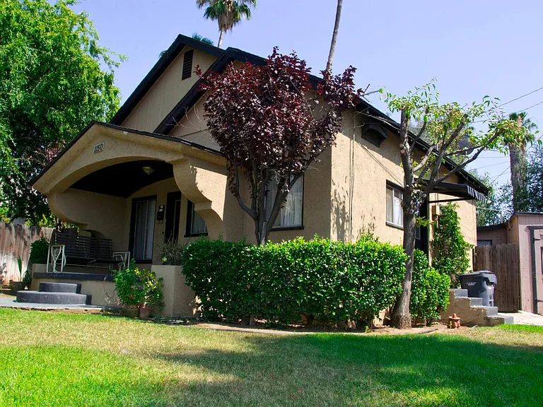 1150 E Citrus Ave — Photo 1