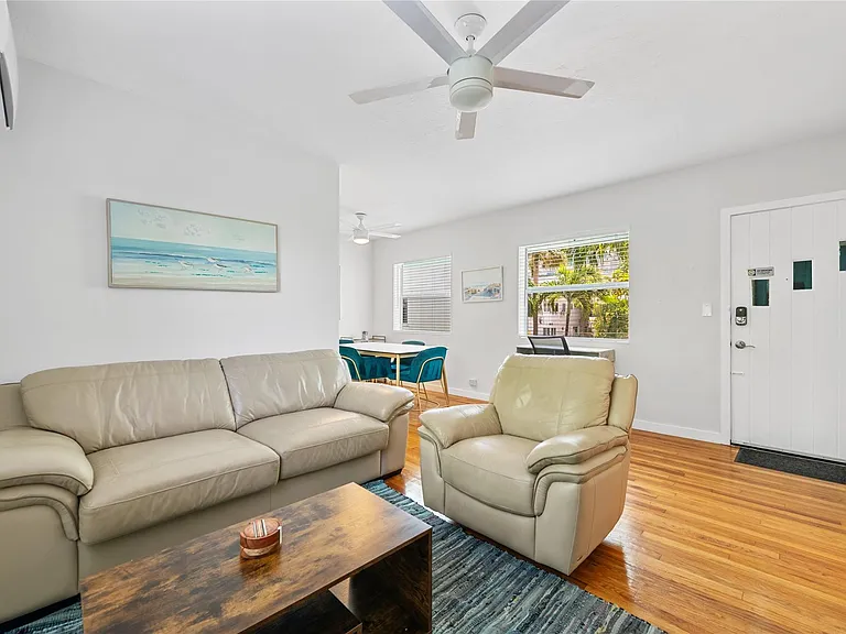 3015 Seville St #7 — Photo 6