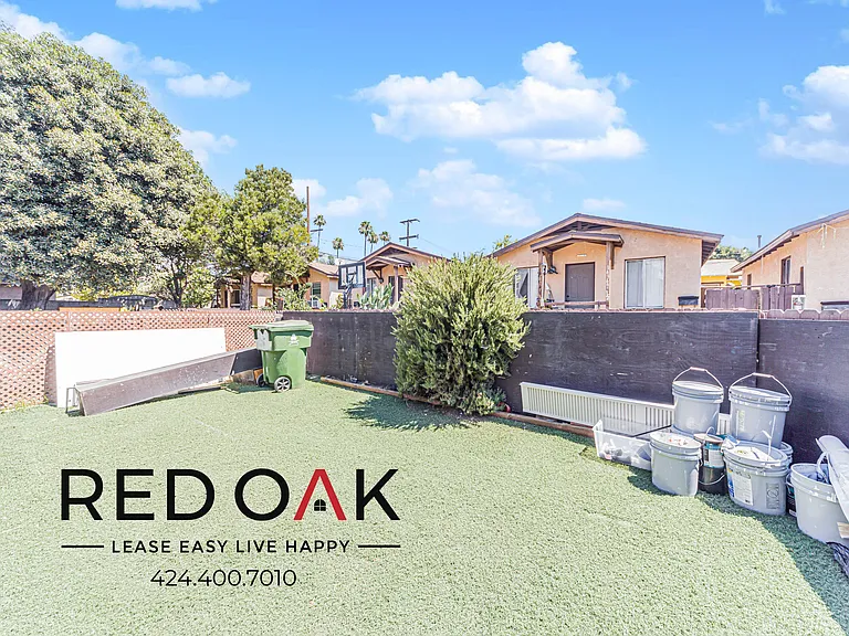 14377 Chatsworth Dr #14377 — Photo 15