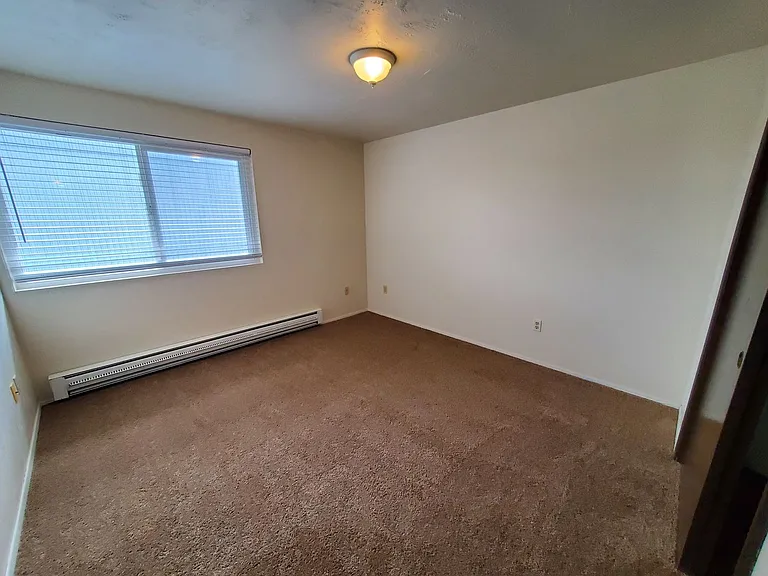 950 NW Sycamore Ave #11 — Photo 8