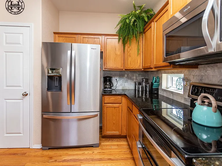 5712 Stable Ct — Photo 12
