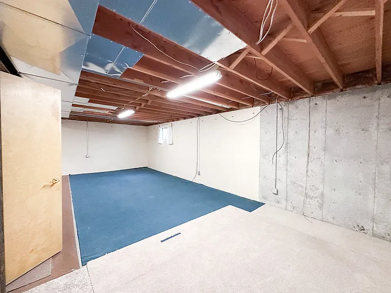 5706 Shannon Ct — Photo 10