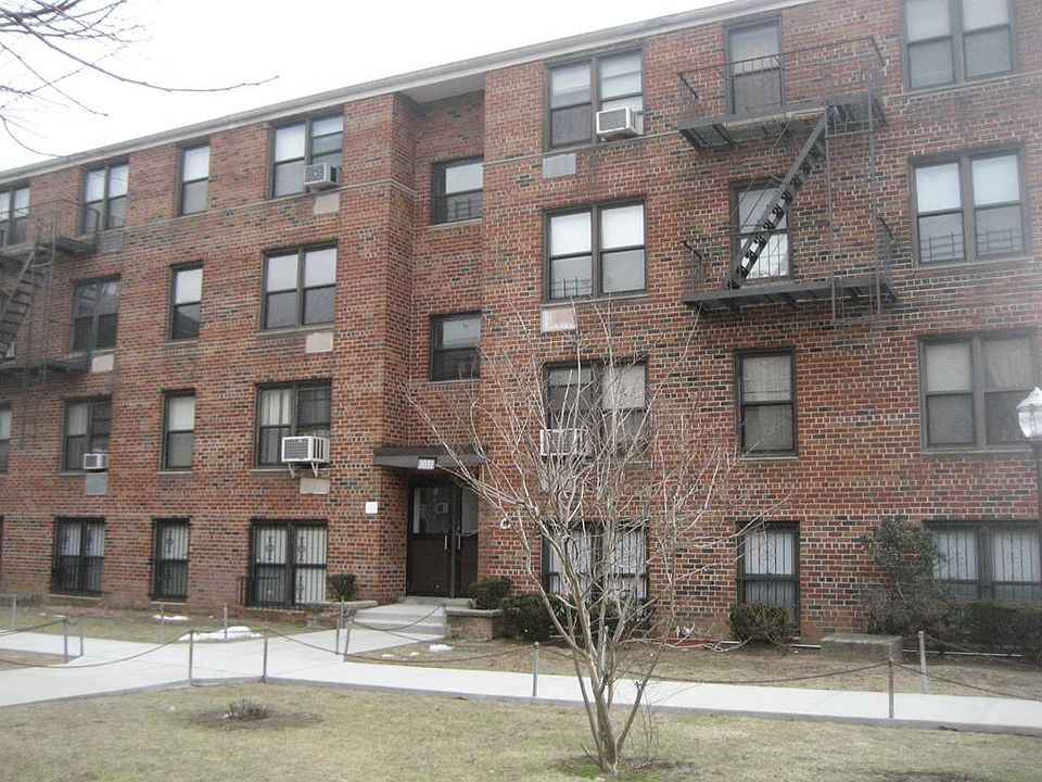 1st image of 1001 E 108th St APT 1C