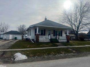 204 E Walnut St, Bloomfield, IA 52537