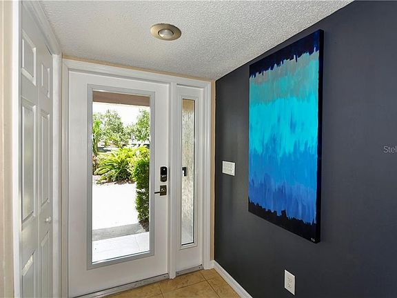 4th image of 3806 Gatewood Dr
