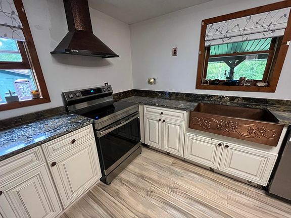 2nd image of 341 Long Branch Right Fork Rd