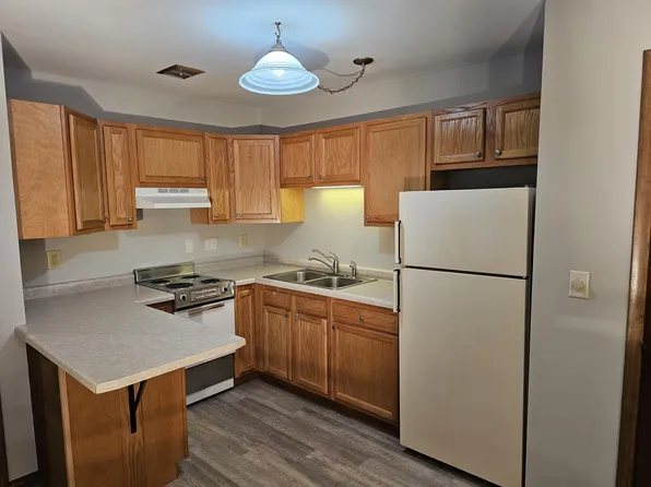 939 Barland St, Eau Claire, WI