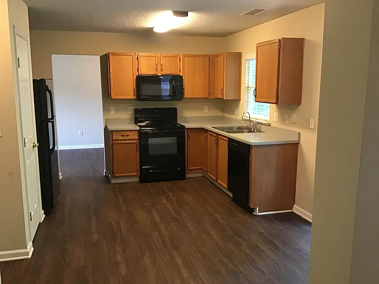 2507 Lassen Bay Pl — Photo 3