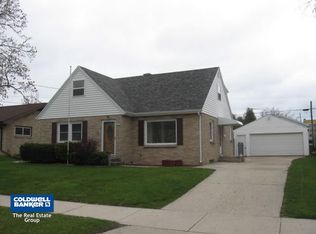 1225 S 25th St, Manitowoc, WI 54220