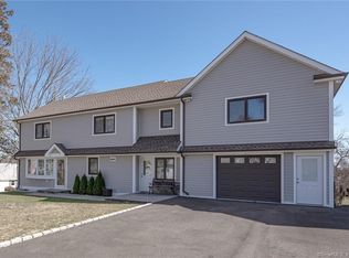 6 Andover Rd, Stamford, CT 06902