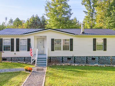 180 Autumn Ln, Chase City, VA, 23924