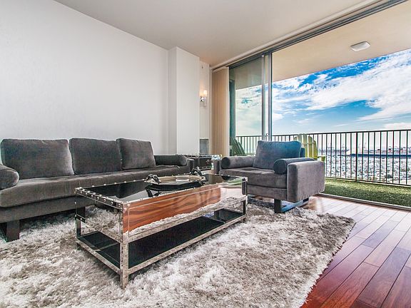 2nd image of 700 E Ocean Blvd Unit 2007