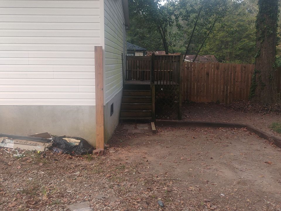 2nd image of 322 Walker Dr