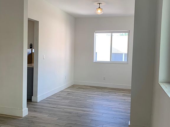 3rd image of 345 W 42nd St APT 8
