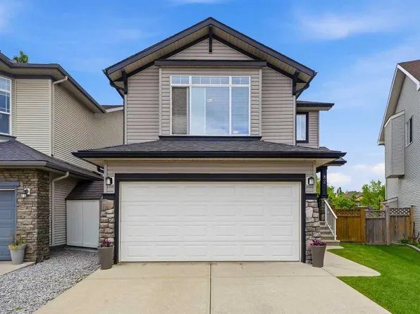 82 W Springborough Point SW, Calgary, AB T3H 5M9