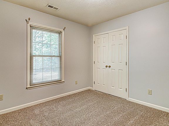 4th image of 4639 Lawndale Dr