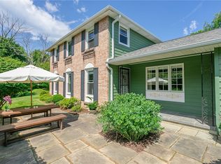 39 Country Corner Ln, Fairport, NY 14450