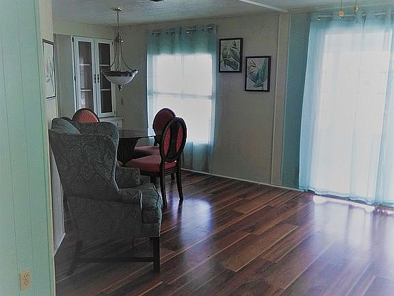 5th image of 716 Brigantine Blvd