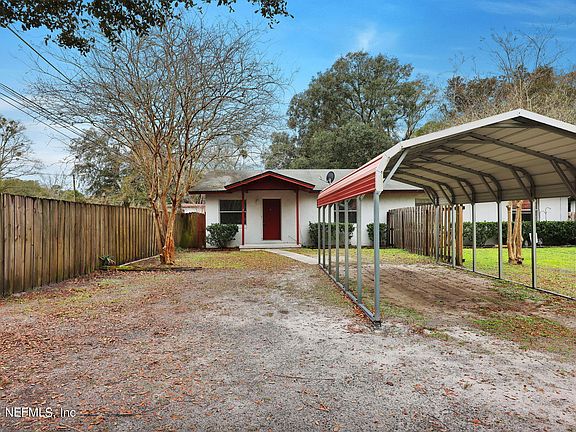 3rd image of 7632 NECIA Drive