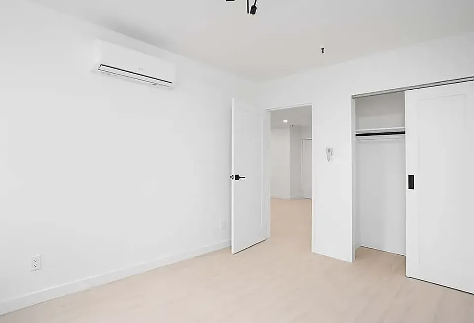 1134 1st Ave #5R