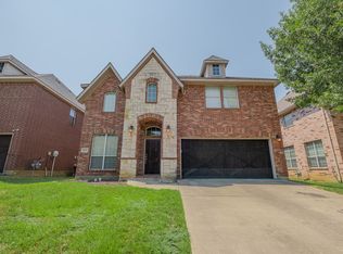 1607 Lake Eden Dr, Euless, TX 76039