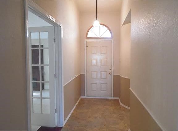 4th image of 1405 Mulberry Way