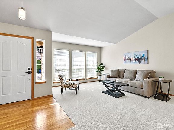 4th image of 5715 149th Street SE