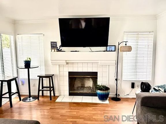 3rd image of 801 Mosaic Cir