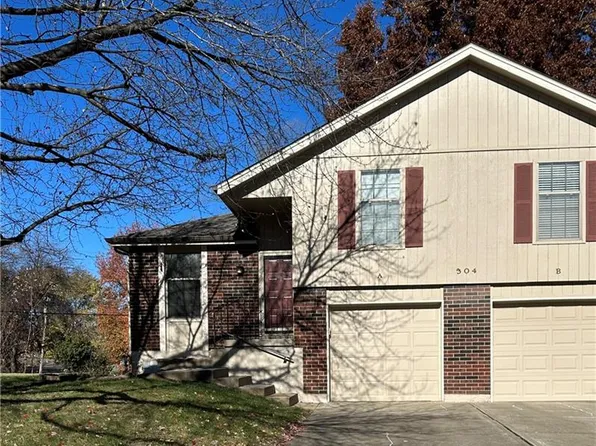 504 SE Morningside Dr APT A, Lees Summit, MO 64063